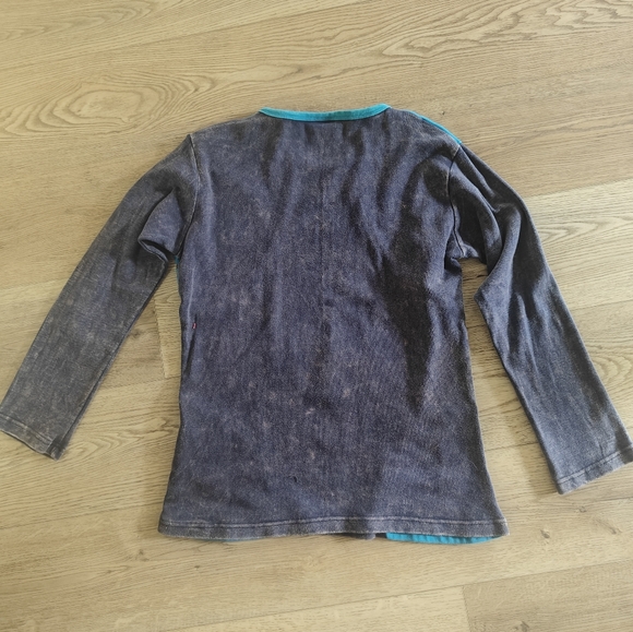 Handmade In Nepal Peace Sign - Picture 3 of 3